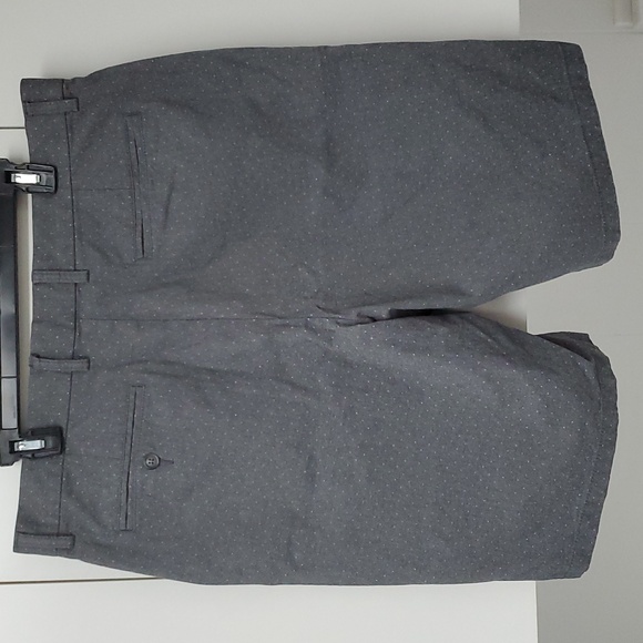 Old Navy shorts polka dot gray white 36 waist stretch - Picture 11 of 13